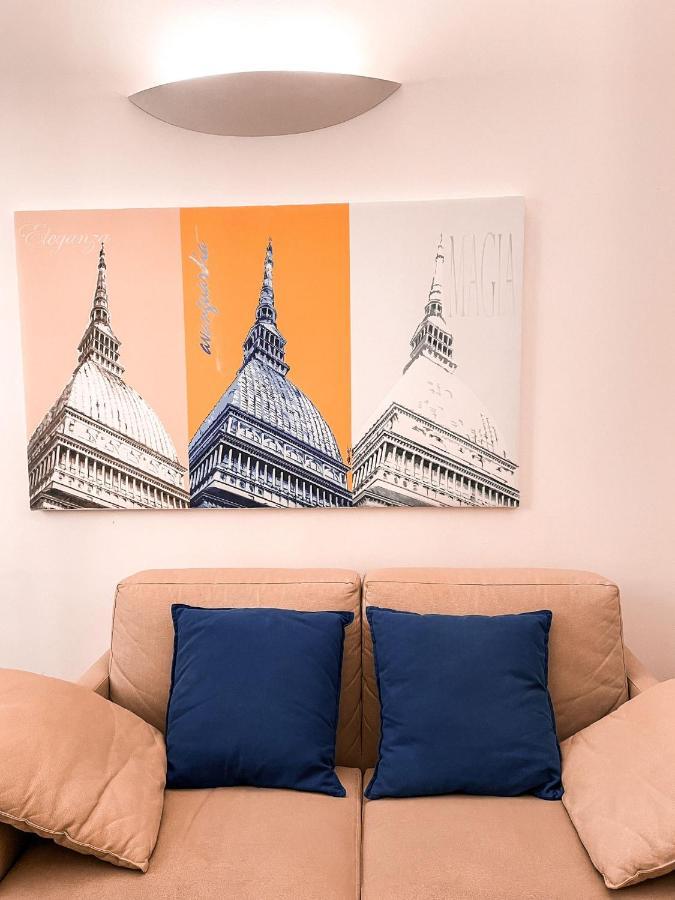 Orologio Living 2* Turin